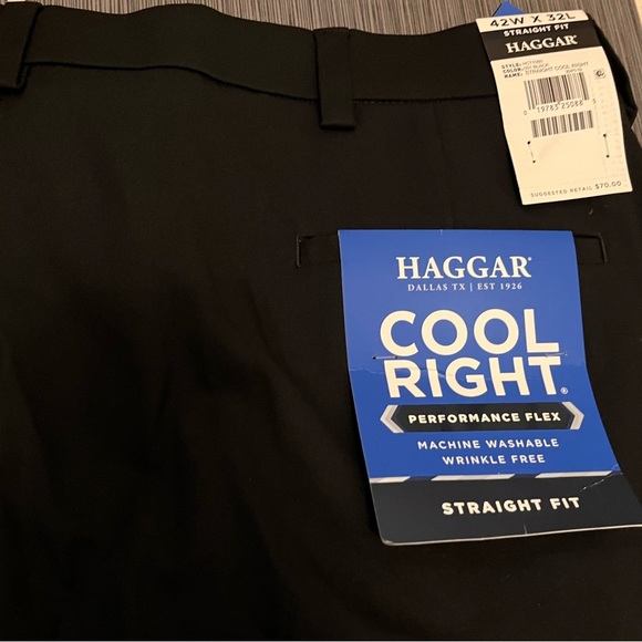 Men’s size 42x32 HAGGAR Straight Fit Dress Pants in Navy Blue NWT - Picture 3 of 6